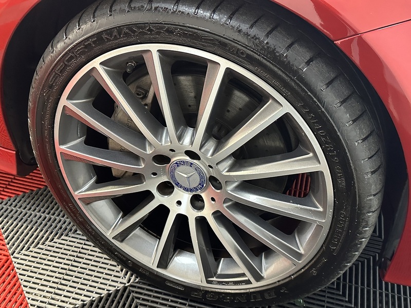 Mercedes-Benz C Class C300 AMG Line - U1268