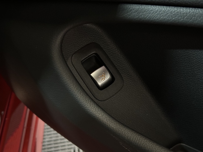 Mercedes-Benz C Class C300 AMG Line - U1268