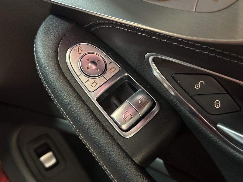 Mercedes-Benz C Class C300 AMG Line - U1268