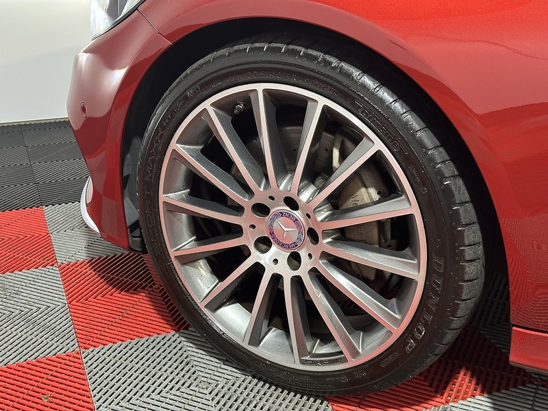 Mercedes-Benz C Class C300 AMG Line - U1268