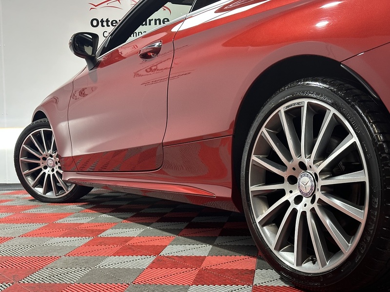 Mercedes-Benz C Class C300 AMG Line - U1268