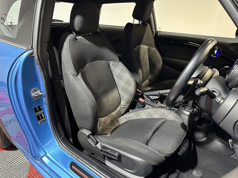 MINI Hatch Cooper S - U1275