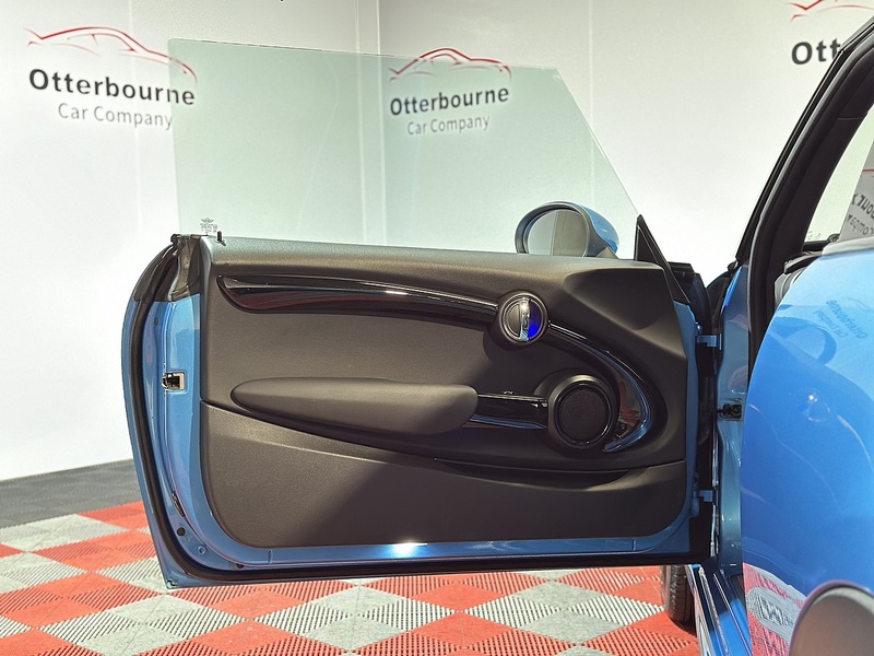 MINI Hatch Cooper S - U1275