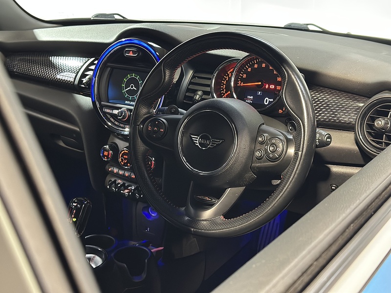 MINI Hatch Cooper S - U1275