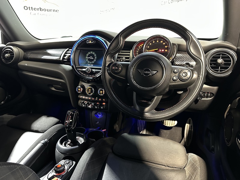 MINI Hatch Cooper S - U1275