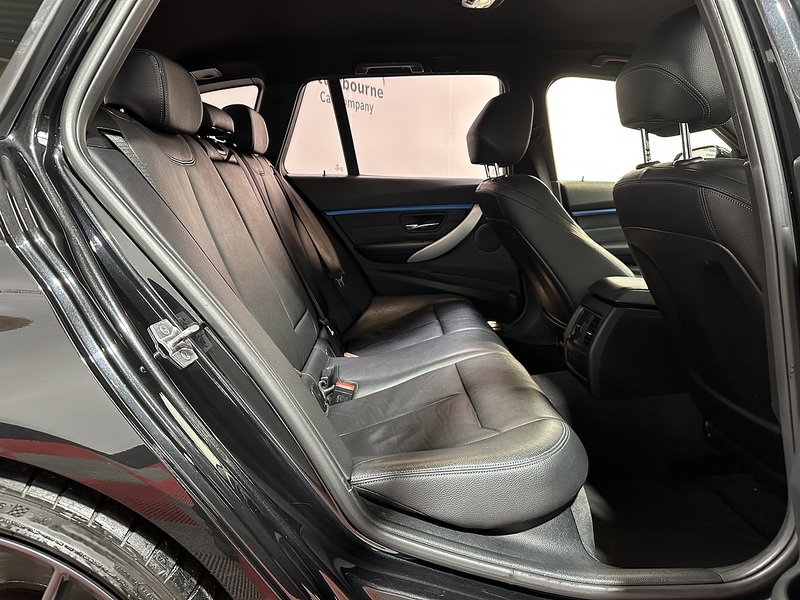 BMW 3 Series 330d M Sport - U1277