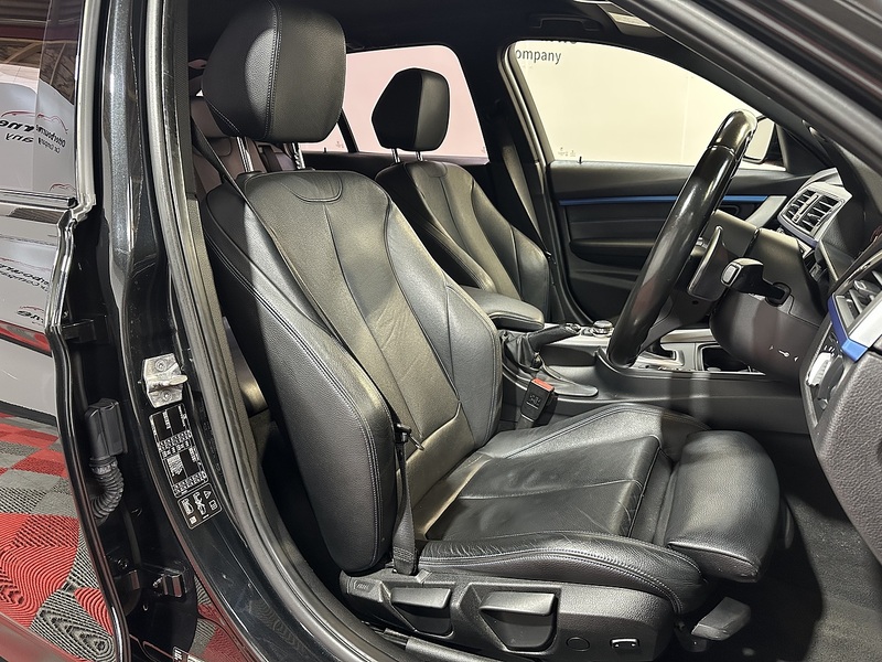 BMW 3 Series 330d M Sport - U1277