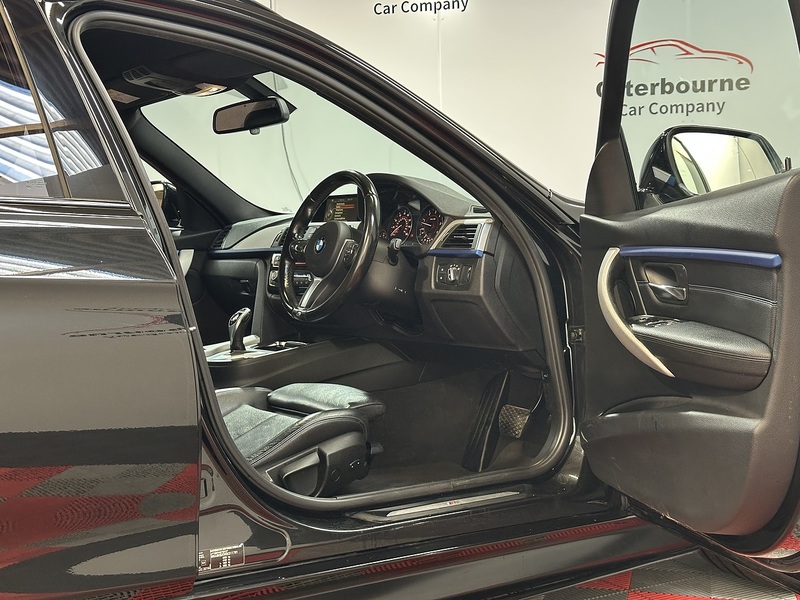 BMW 3 Series 330d M Sport - U1277