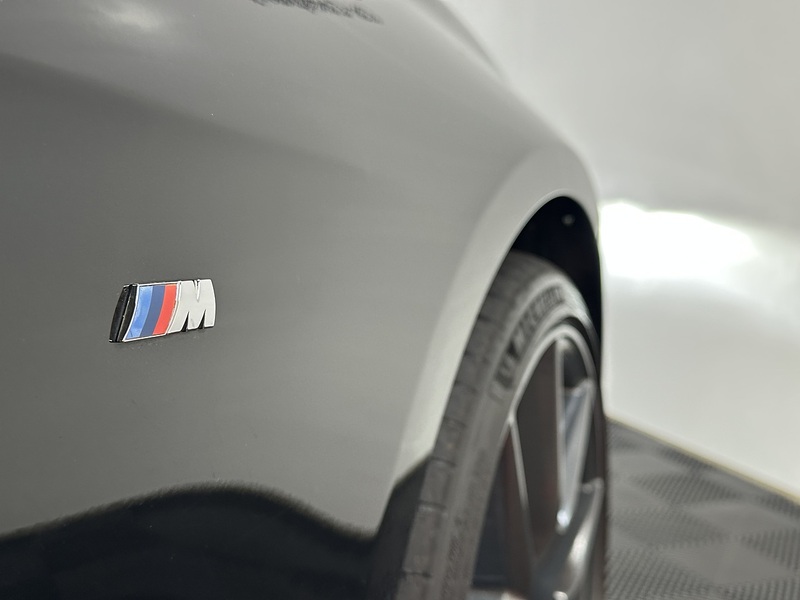 BMW 3 Series 330d M Sport - U1277