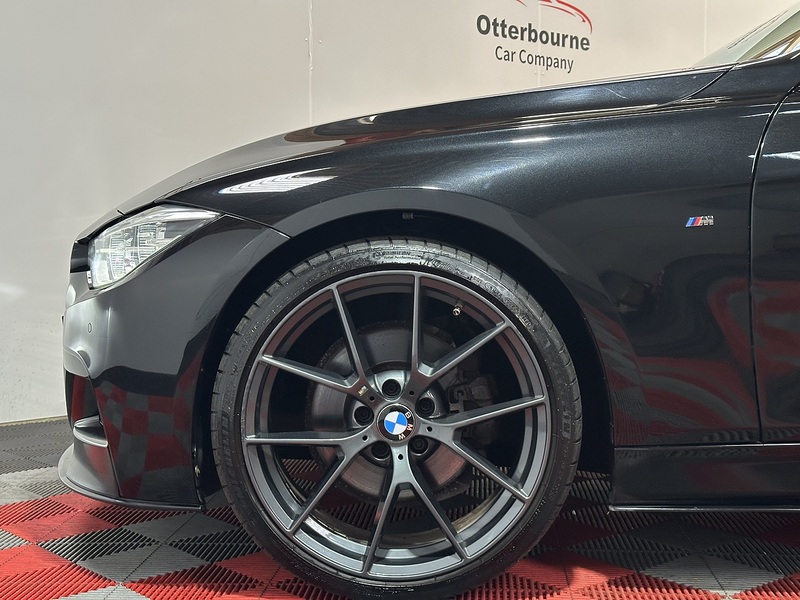 BMW 3 Series 330d M Sport - U1277