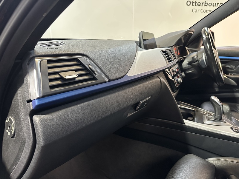 BMW 3 Series 330d M Sport - U1277