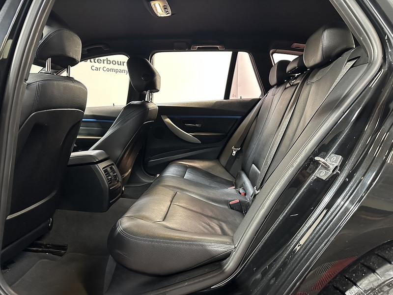 BMW 3 Series 330d M Sport - U1277