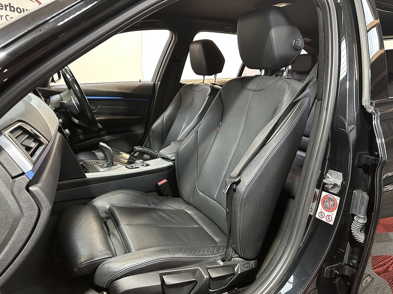 BMW 3 Series 330d M Sport - U1277