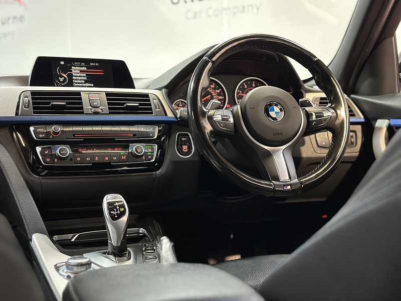 BMW 3 Series 330d M Sport - U1277