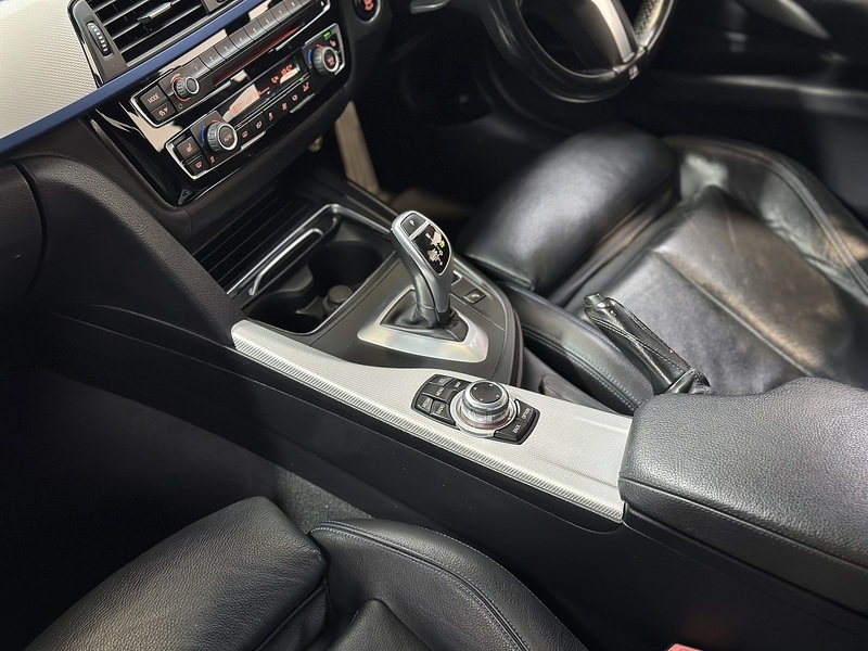 BMW 3 Series 330d M Sport - U1277