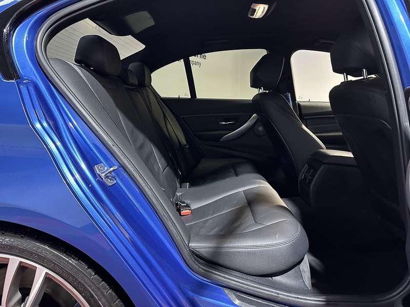 BMW 3 Series 320i M Sport - U1281