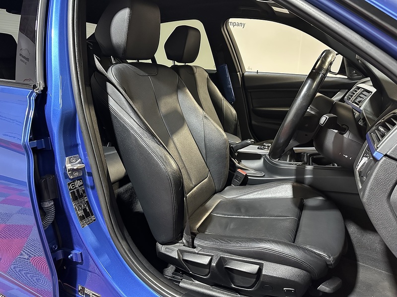 BMW 3 Series 320i M Sport - U1281