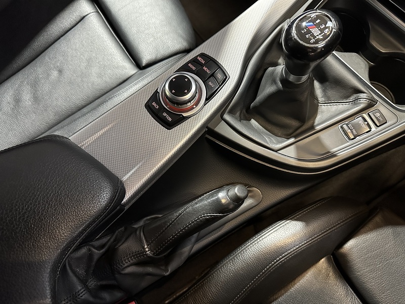 BMW 3 Series 320i M Sport - U1281