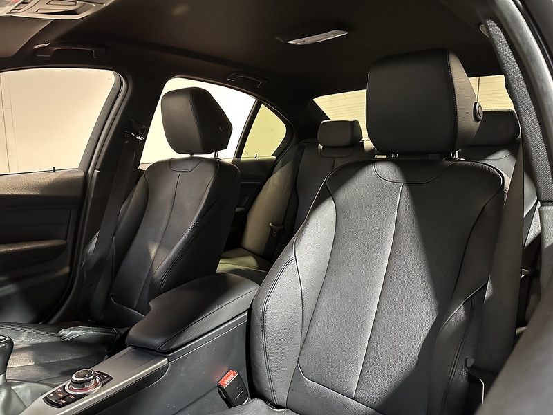 BMW 3 Series 320i M Sport - U1281