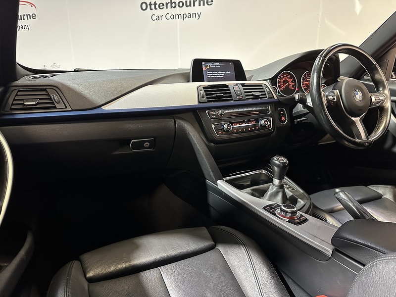 BMW 3 Series 320i M Sport - U1281