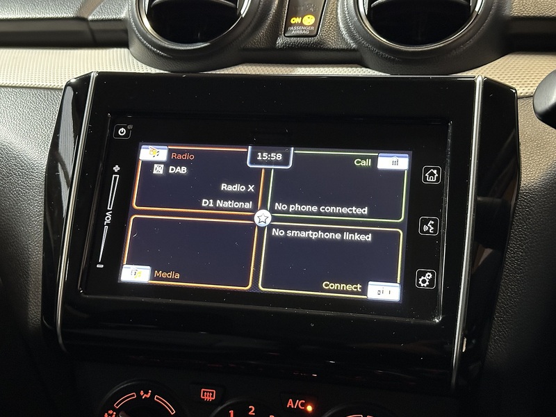 Suzuki Swift Dualjet MHEV SZ-T - U1283