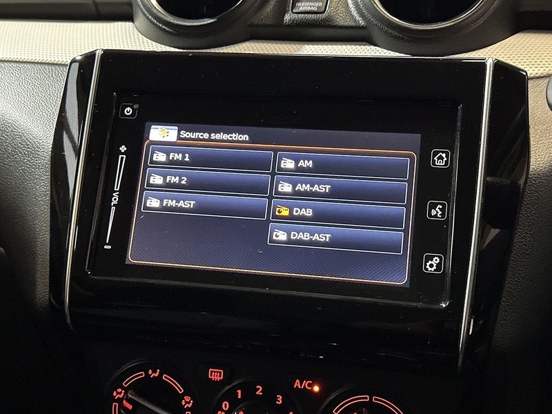 Suzuki Swift Dualjet MHEV SZ-T - U1283