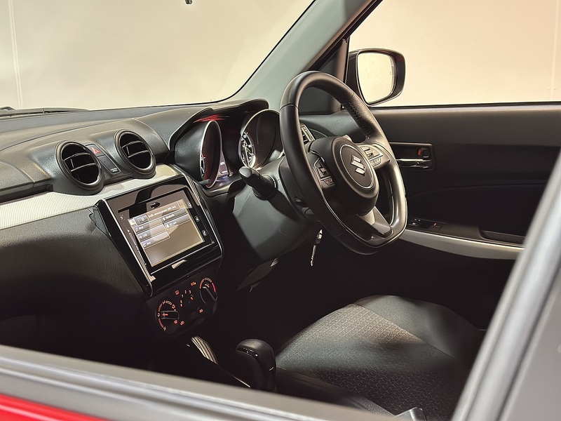 Suzuki Swift Dualjet MHEV SZ-T - U1283