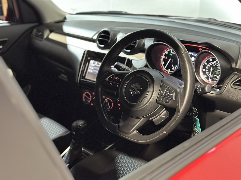 Suzuki Swift Dualjet MHEV SZ-T - U1283