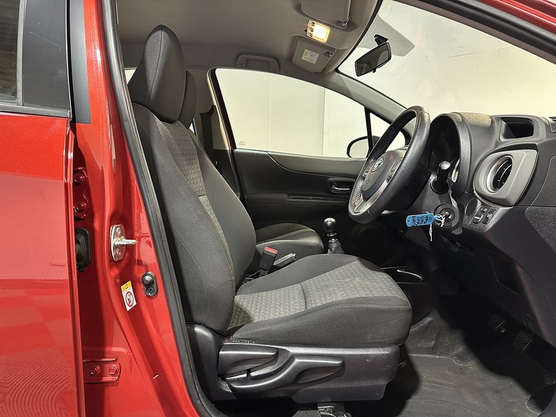 Toyota Yaris Dual VVT-i Icon - U1286