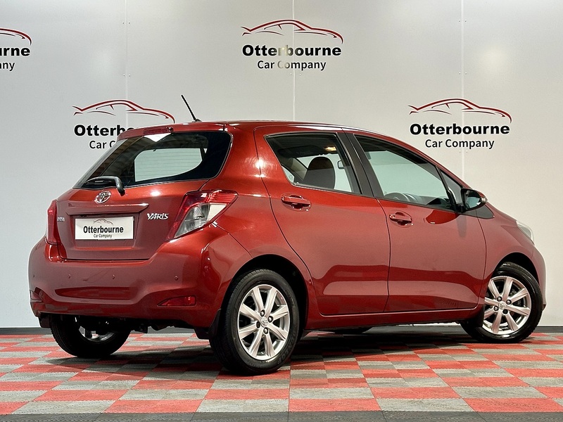 Toyota Yaris Dual VVT-i Icon - U1286