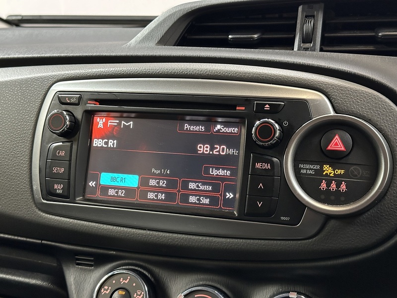 Toyota Yaris Dual VVT-i Icon - U1286