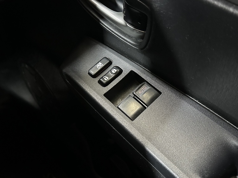 Toyota Yaris Dual VVT-i Icon - U1286