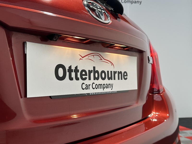 Toyota Yaris Dual VVT-i Icon - U1286