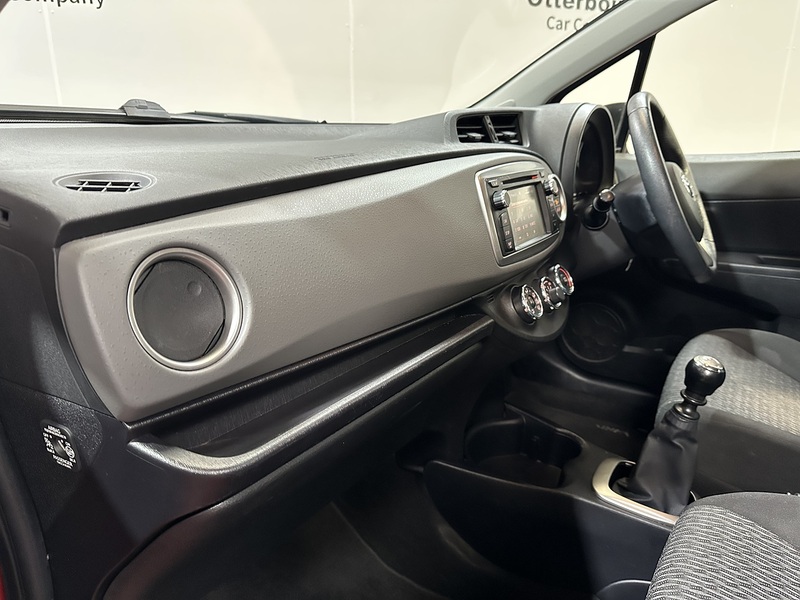 Toyota Yaris Dual VVT-i Icon - U1286