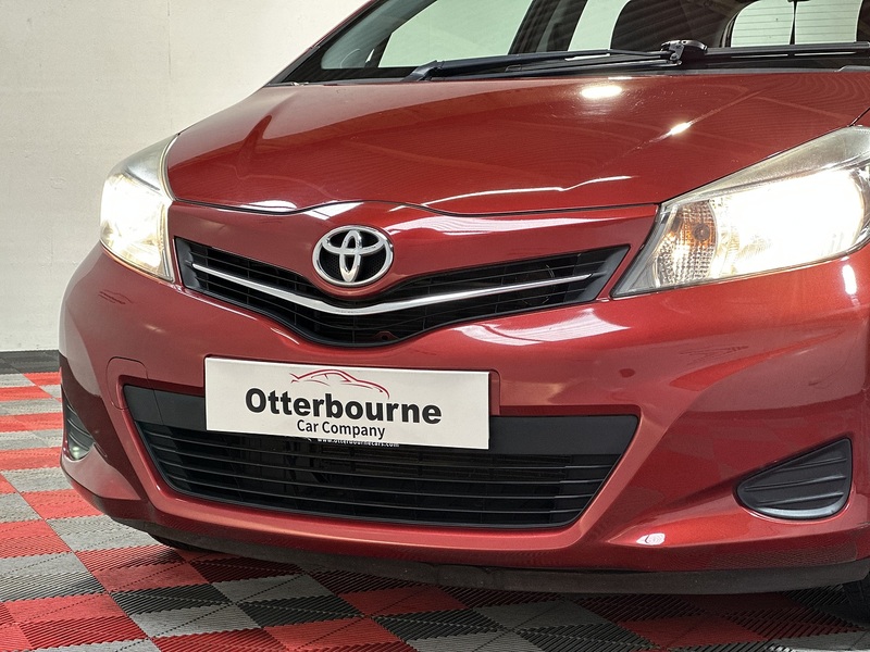 Toyota Yaris Dual VVT-i Icon - U1286