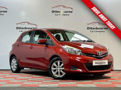 Toyota Yaris 1.5 VVT-h Design Hatchback 5dr Petrol Hybrid E-CVT Euro 6 (s/s) (116 ps)