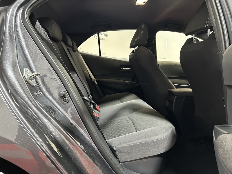 Toyota Corolla VVT-h Icon - U1288