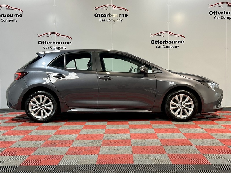 Toyota Corolla VVT-h Icon - U1288