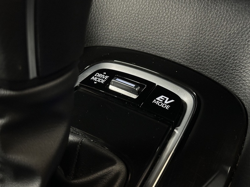 Toyota Corolla VVT-h Icon - U1288