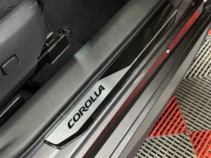 Toyota Corolla VVT-h Icon - U1288