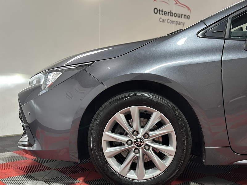 Toyota Corolla VVT-h Icon - U1288