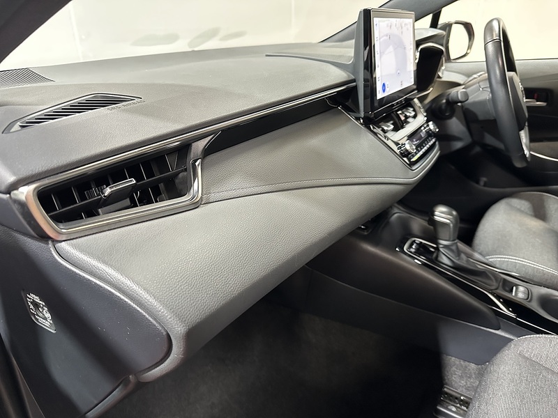 Toyota Corolla VVT-h Icon - U1288