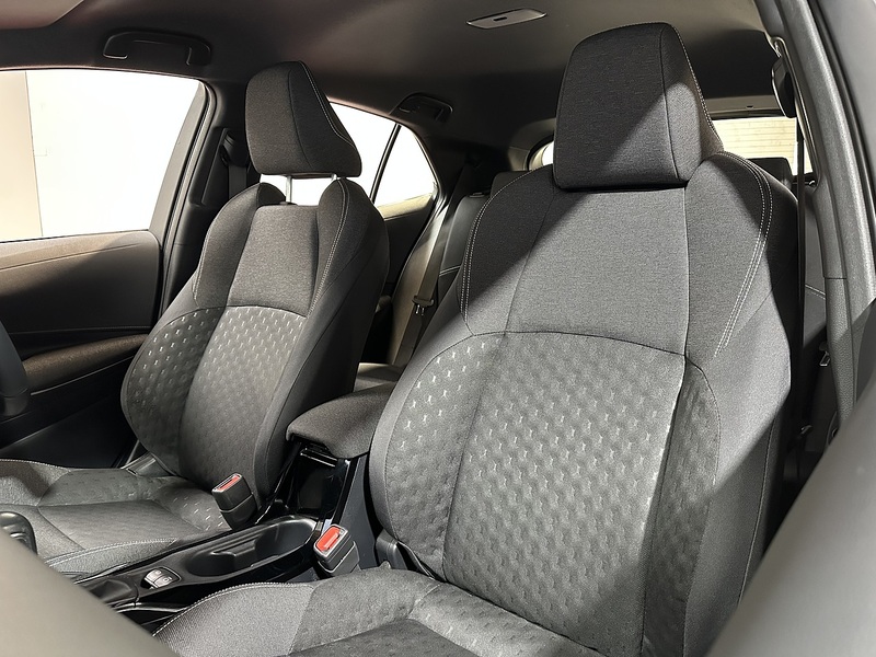 Toyota Corolla VVT-h Icon - U1288