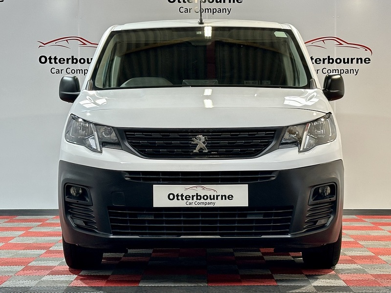 Peugeot Partner BlueHDi 1000 Professional Premium + - U1289