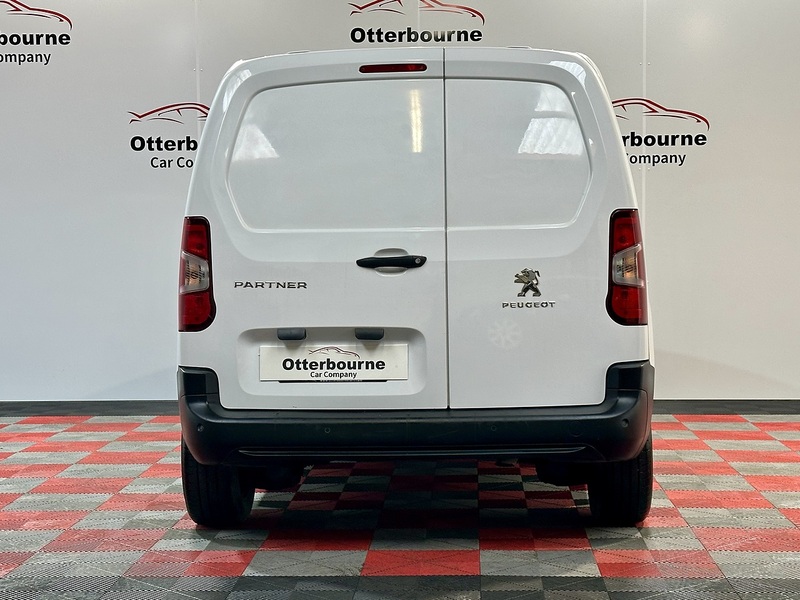 Peugeot Partner BlueHDi 1000 Professional Premium + - U1289