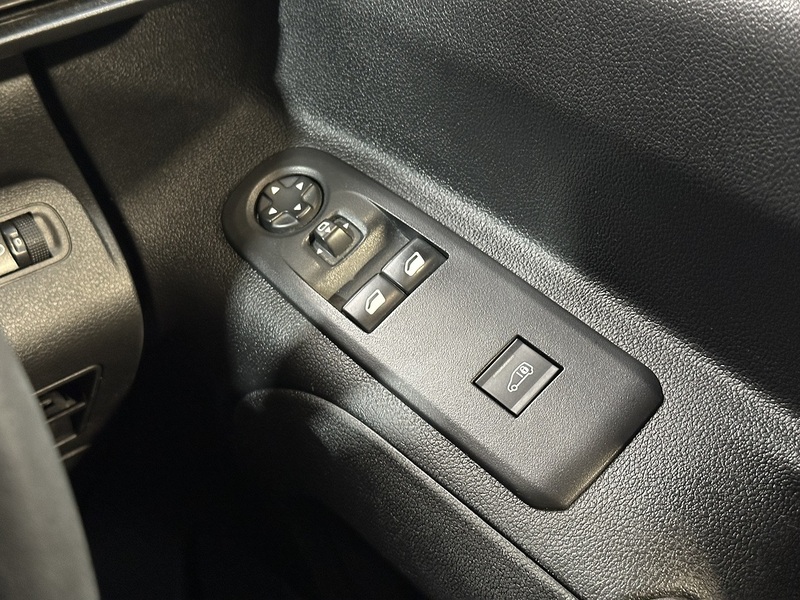 Peugeot Partner BlueHDi 1000 Professional Premium + - U1289