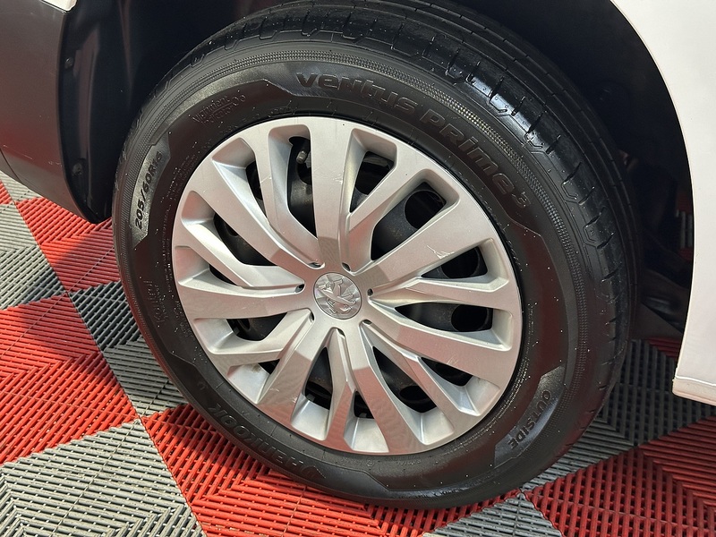 Peugeot Partner BlueHDi 1000 Professional Premium + - U1289