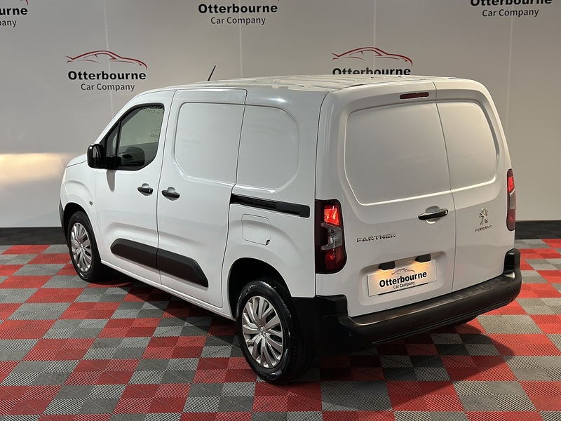 Peugeot Partner BlueHDi 1000 Professional Premium + - U1289