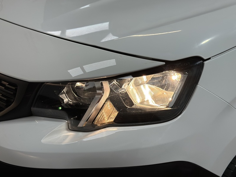 Peugeot Partner BlueHDi 1000 Professional Premium + - U1289