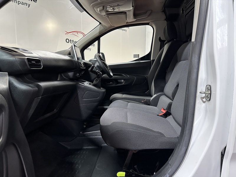 Peugeot Partner BlueHDi 1000 Professional Premium + - U1289